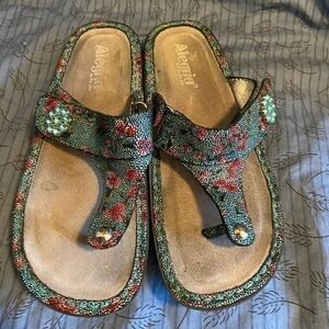 Alegria Carina womens orthotic sandals. Size 38
